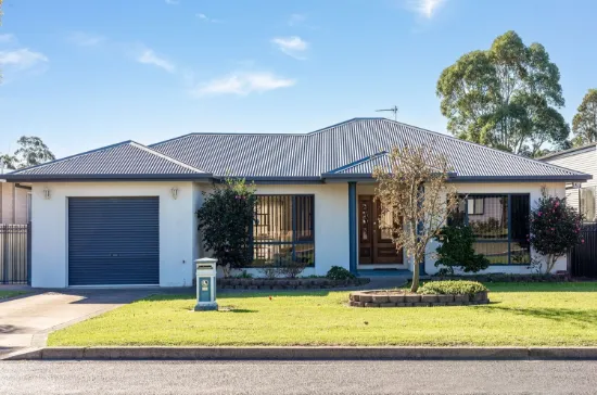 25 Lakeside Drive, Eden, NSW 2551