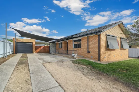 25 Lawrence Street, Wodonga, Vic 3690