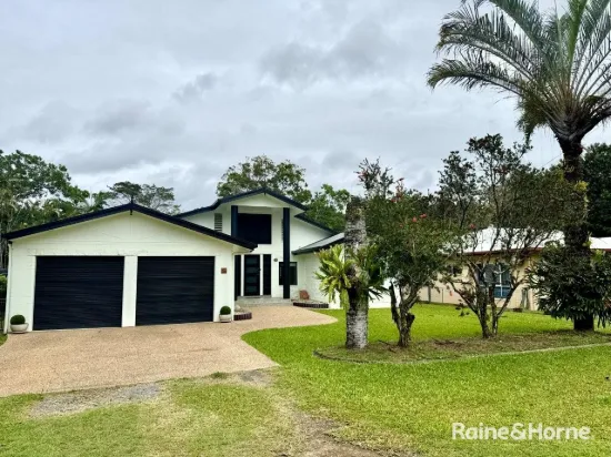 25 Maxwell Street, Mossman, Qld 4873