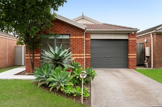 25 Mossman Drive, Cranbourne East, Vic 3977