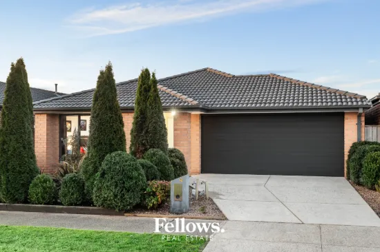 25 Naomi Street, Pakenham, Vic 3810