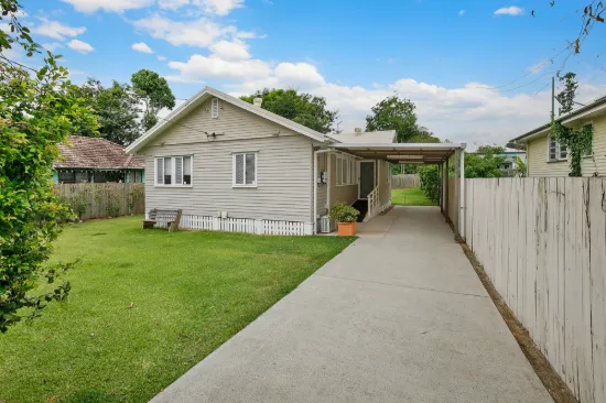25 Nightingale St, Mount Gravatt East, Qld 4122