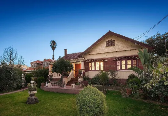 25 Pascoe Avenue, Strathmore, Vic 3041