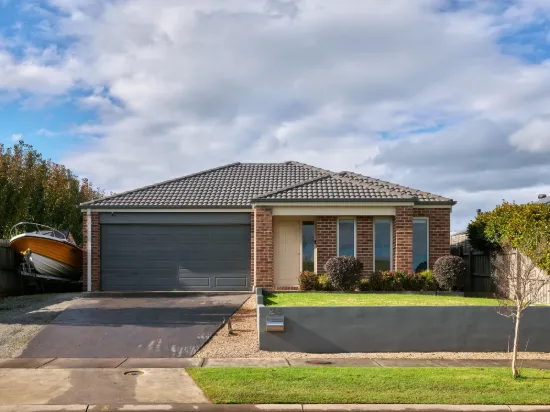 25 Peppercorn Crescent, Warragul, Vic 3820