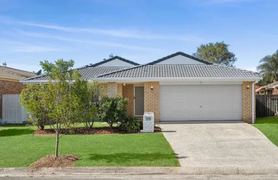 25 Pristine Court, Varsity Lakes, Qld 4227