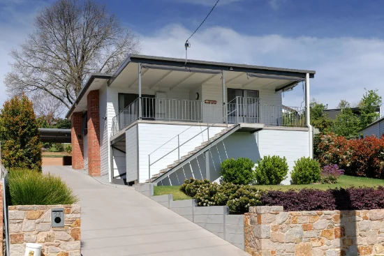 25 Queen Elizabeth Drive, Tallangatta, Vic 3700
