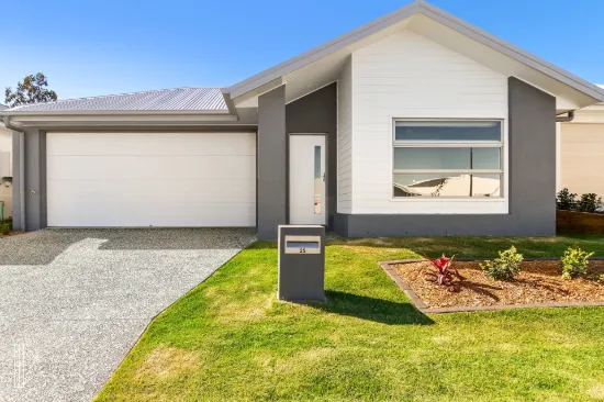 25 Redcomb Drive, Park Ridge, Qld 4125