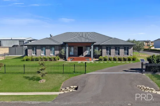 25 Rodeo Drive, Tamworth, NSW 2340