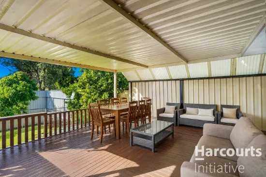 25 Roydon Way, Girrawheen, WA 6064