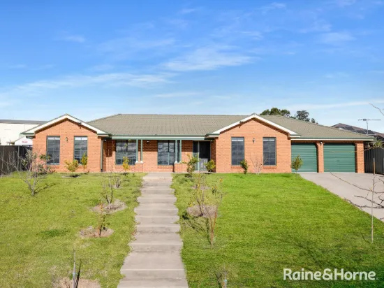 25 Sapphire Crescent, Kelso, NSW 2795