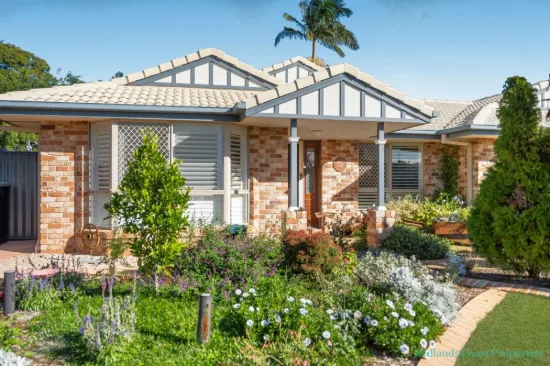 25 Seaholly Crescent, Victoria Point, Qld 4165