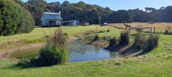 25 Stephenson Street, Naracoopa, Tas 7256
