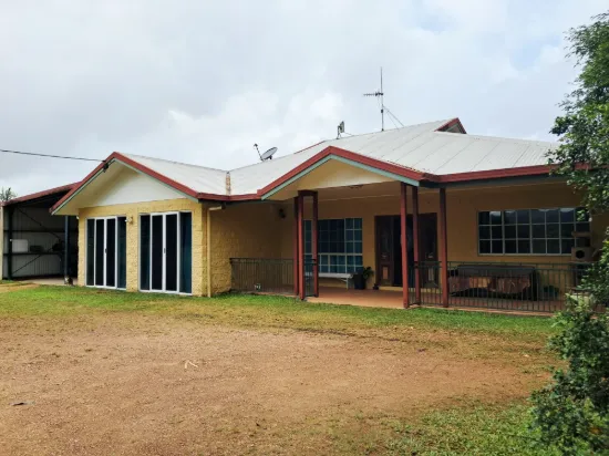 25 Stuart Drive, Feluga, Qld 4854