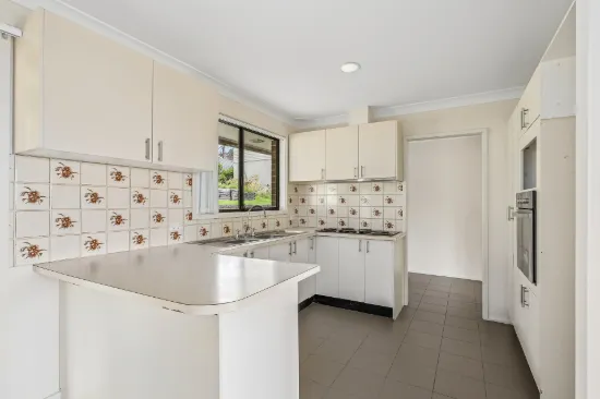 25 Taylor Avenue, Wentworth Falls, NSW 2782-Image