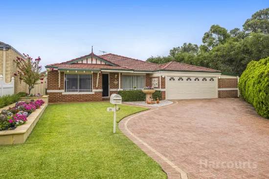 25 Tenement Loop, Hocking, WA 6065