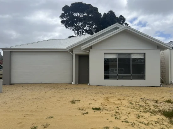25 Tulip Way, Margaret River, WA 6285 - For Rent