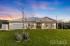 25 Turramia Crescent, Gobbagombalin, NSW 2650