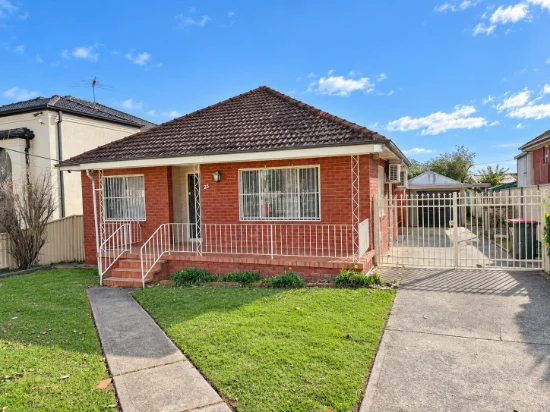 25 Water st, Cabramatta West, NSW 2166
