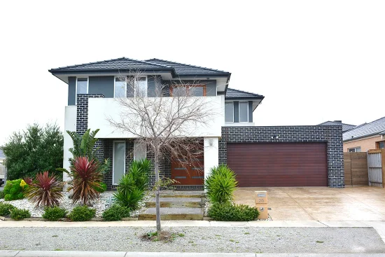 25 Waves Drive, Point Cook, Vic 3030 - For Rent