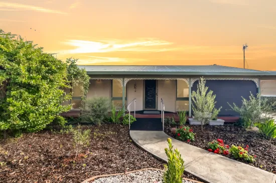 25 Westbrook Avenue, Loxton, SA 5333