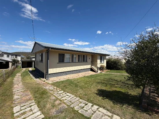 25 Wolfram, Stanthorpe, Qld 4380