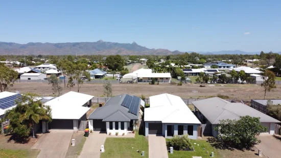 25 Yass Circuit, Kelso, Qld 4815