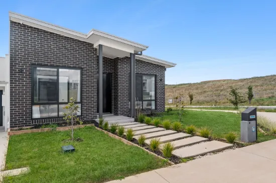 251 Sculthorpe Avenue, Whitlam, ACT 2611