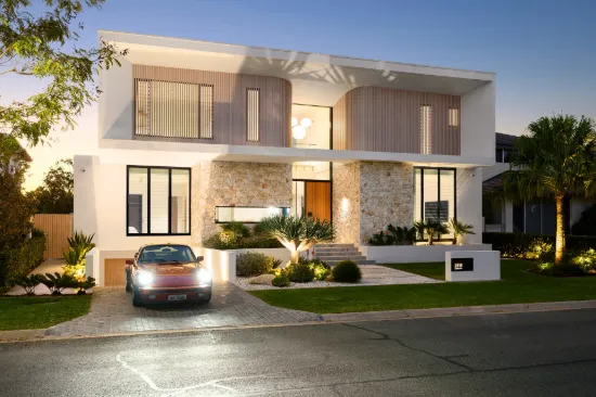 2513 Cressbrook Drive, Hope Island, Qld 4212