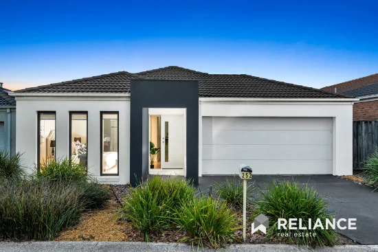 252 Boardwalk Boulevard, Point Cook, Vic 3030