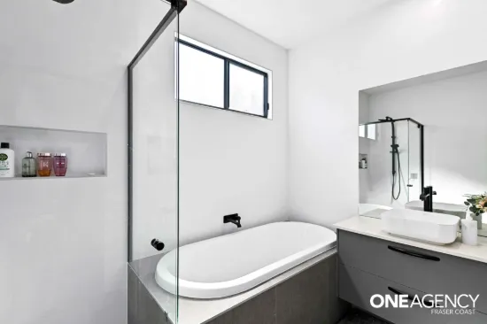 254 Esplanade, Pialba, Qld 4655-Image