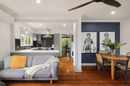 254 Kitchener Road, Stafford Heights, Qld 4053