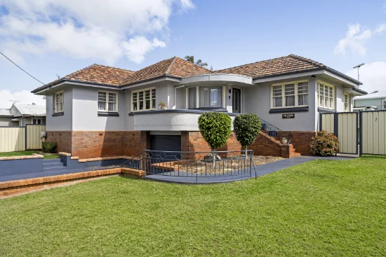 255 West Street, Harristown, Qld 4350