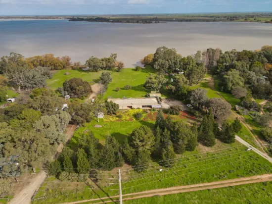 2571 Murray Valley Highway, Mystic Park, Vic 3579
