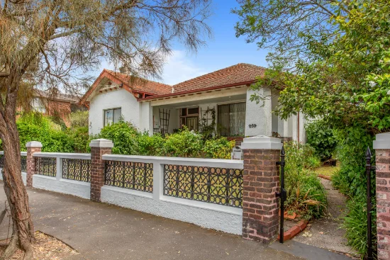 259 Glenlyon Road, Fitzroy North, Vic 3068