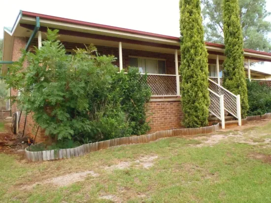 26 Brooklyn Park Road, Kootingal, NSW 2352