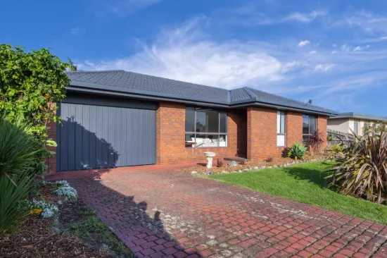 26 Carcoola Court, Rosebud, Vic 3939