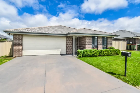 26 Clem McFawn Place, Orange, NSW 2800