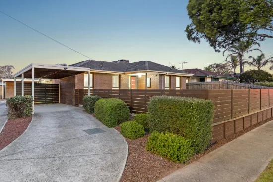 26 Deanswood Road, Hampton Park, Vic 3976