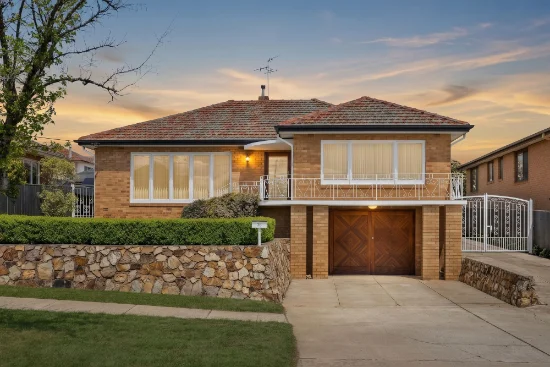26 Ernest Street, Queanbeyan, NSW 2620