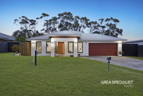 26 Everitt Close, Lang Lang, Vic 3984