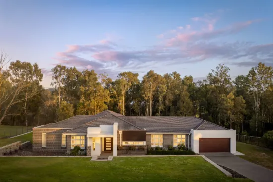 26 Habitat Place, Karalee, Qld 4306