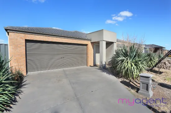 26 Hawkstone Road, Manor Lakes, Vic 3024