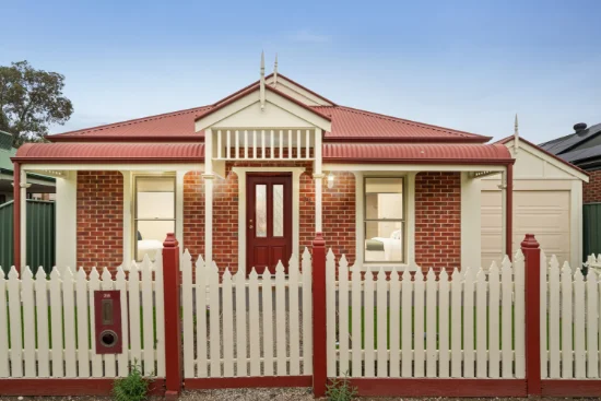 26 Hepburn Way, Caroline Springs, Vic 3023 - For Sale