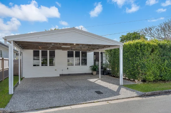 26 Higlett Street, Scarborough, Qld 4020