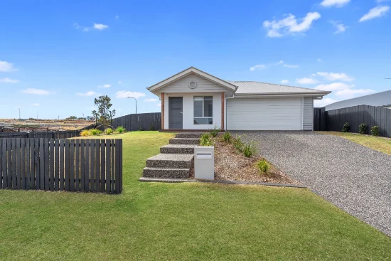 26 Jacana Street, Glenvale, Qld 4350