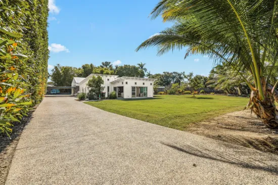 26 Jennifer Court, Bucasia, Qld 4750
