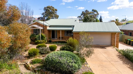 26 Keogh Drive, Spring Gully, Vic 3550