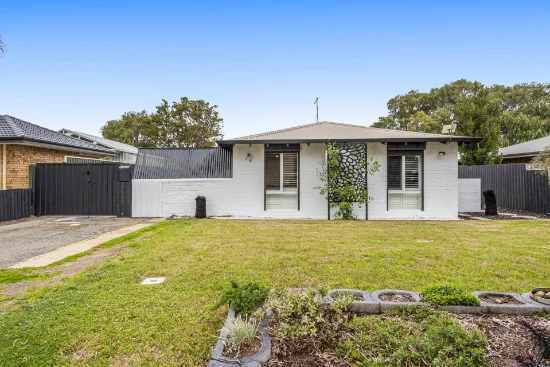 26 Kingsbridge Road, Warnbro, WA 6169