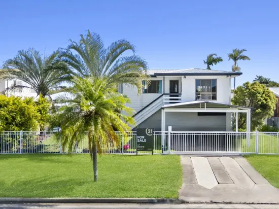 26 Macnevin Street, Norman Gardens, Qld 4701
