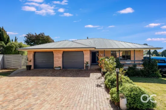 26 Maple Crescent, Blayney, NSW 2799